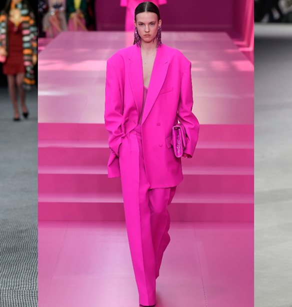 Paris Fashion Week | &#x3A4;&#x3B1; looks &#x3BA;&#x3B1;&#x3B9; &#x3BF;&#x3B9; &#x3C4;&#x3AC;&#x3C3;&#x3B5;&#x3B9;&#x3C2; &#x3C0;&#x3BF;&#x3C5; &#x3BC;&#x3C0;&#x3BF;&#x3C1;&#x3B5;&#x3AF;&#x3C2; &#x3BD;&#x3B1; &#x3B1;&#x3BD;&#x3C4;&#x3B9;&#x3B3;&#x3C1;&#x3AC;&#x3C8;&#x3B5;&#x3B9;&#x3C2; &#x3B1;&#x3C0;&#x3CC; &#x3C4;&#x3CE;&#x3C1;&#x3B1;