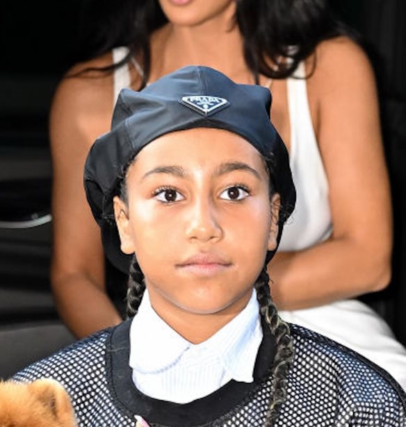 &#x398;&#x3CD;&#x3B5;&#x3BB;&#x3BB;&#x3B1; &#x3B1;&#x3BD;&#x3C4;&#x3B9;&#x3B4;&#x3C1;&#x3AC;&#x3C3;&#x3B5;&#x3C9;&#x3BD; &#x3B3;&#x3B9;&#x3B1; &#x3C4;&#x3BF; &#x3B5;&#x3C0;&#x3B9;&#x3BA;&#x3AF;&#x3BD;&#x3B4;&#x3C5;&#x3BD;&#x3BF; &#x3B4;&#x3B5;&#x3C1;&#x3BC;&#x3B1;&#x3C4;&#x3B9;&#x3BA;&#x3CC; piercing &#x3C4;&#x3B7;&#x3C2; 12&#x3C7;&#x3C1;&#x3BF;&#x3BD;&#x3B7;&#x3C2; North West