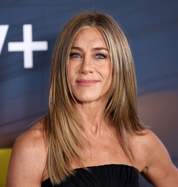 Jennifer Aniston | &#x397; &#x3C0;&#x3C1;&#x3CE;&#x3C4;&#x3B7; &#x3B4;&#x3B7;&#x3BC;&#x3CC;&#x3C3;&#x3B9;&#x3B1; &#x3B5;&#x3BC;&#x3C6;&#x3AC;&#x3BD;&#x3B9;&#x3C3;&#x3B7; &#x3BC;&#x3B5; &#x3C4;&#x3BF;&#x3BD; &#x3BD;&#x3AD;&#x3BF; &#x3C4;&#x3B7;&#x3C2; &#x3C3;&#x3CD;&#x3BD;&#x3C4;&#x3C1;&#x3BF;&#x3C6;&#x3BF; &#x3BC;&#x3B5; matching look