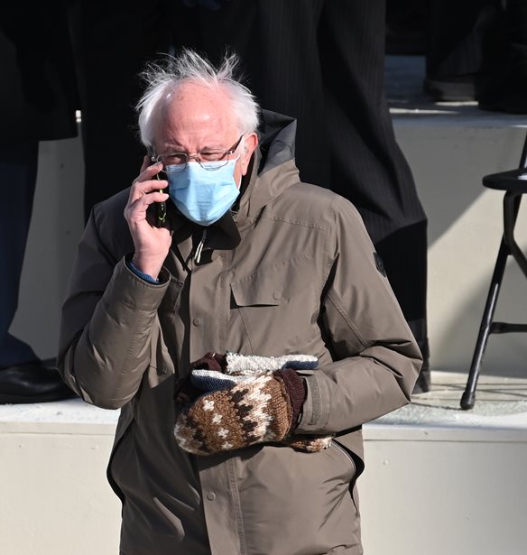 &#x39F; Bernie Sanders &#x3C0;&#x3B1;&#x3BD;&#x3C4;&#x3BF;&#x3CD;, &#x3C3;&#x3C4;&#x3BF; Google Street View