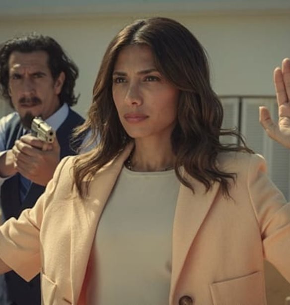 Who is Erin Carter? | &#x397; &#x3BD;&#x3AD;&#x3B1; &#x3C3;&#x3B5;&#x3B9;&#x3C1;&#x3AC; &#x3C4;&#x3BF;&#x3C5; Netflix &#x3C0;&#x3BF;&#x3C5; &#x3B1;&#x3BE;&#x3AF;&#x3B6;&#x3B5;&#x3B9; &#x3BD;&#x3B1; &#x3B2;&#x3AC;&#x3BB;&#x3B5;&#x3B9;&#x3C2; &#x3C3;&#x3C4;&#x3B7; &#x3BB;&#x3AF;&#x3C3;&#x3C4;&#x3B1; &#x3C3;&#x3BF;&#x3C5;