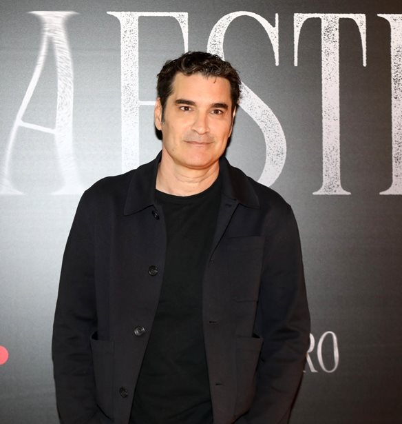 Maestro | &#x3A0;&#x3AD;&#x3BD;&#x3C4;&#x3B5; &#x3C0;&#x3C1;&#x3AC;&#x3B3;&#x3BC;&#x3B1;&#x3C4;&#x3B1; &#x3C0;&#x3BF;&#x3C5; &#x3BC;&#x3AC;&#x3B8;&#x3B1;&#x3BC;&#x3B5; &#x3C3;&#x3C4;&#x3B7;&#x3BD; avant premiere &#x3C4;&#x3BF;&#x3C5; &#x3C0;&#x3C1;&#x3CE;&#x3C4;&#x3BF;&#x3C5; &#x3B5;&#x3C0;&#x3B5;&#x3B9;&#x3C3;&#x3BF;&#x3B4;&#x3AF;&#x3BF;&#x3C5; &#x3C4;&#x3B7;&#x3C2; &#x3C4;&#x3C1;&#x3AF;&#x3C4;&#x3B7;&#x3C2; &#x3C3;&#x3B5;&#x3B6;&#x3CC;&#x3BD;