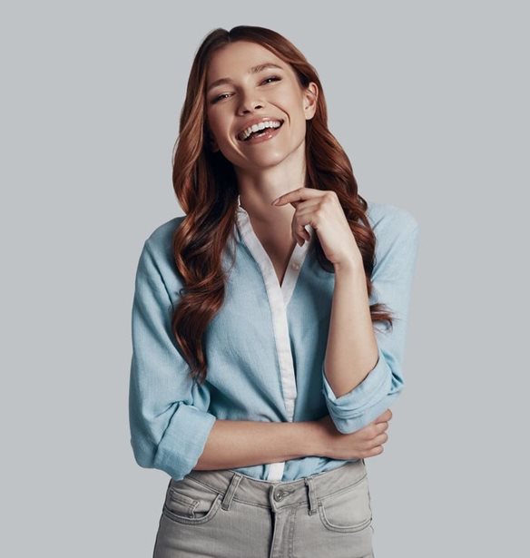 Αυτό είναι το ακαταμάχητο lip oil gloss που ανεβάζει τη λάμψη στα ύψη