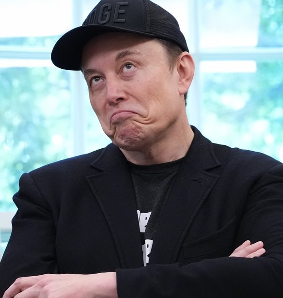 H &#x3C0;&#x3B5;&#x3C1;&#x3B9;&#x3BF;&#x3C5;&#x3C3;&#x3AF;&#x3B1; &#x3C4;&#x3BF;&#x3C5; Elon Musk &#x3AD;&#x3C0;&#x3B5;&#x3C3;&#x3B5; &#x3BA;&#x3B1;&#x3C4;&#x3AC; 30 &#x3B4;&#x3B9;&#x3C3;&#x3B5;&#x3BA;&#x3B1;&#x3C4;&#x3BF;&#x3BC;&#x3BC;&#x3CD;&#x3C1;&#x3B9;&#x3B1; &#x3B4;&#x3BF;&#x3BB;&#x3AC;&#x3C1;&#x3B9;&#x3B1; &#x3B5;&#x3BD; &#x3BC;&#x3AD;&#x3C3;&#x3C9; &#x3B4;&#x3B9;&#x3B1;&#x3BC;&#x3AC;&#x3C7;&#x3B7;&#x3C2; &#x3BC;&#x3B5; &#x3C4;&#x3BF;&#x3BD; Donald Trump