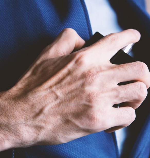 &#x3A4;&#x3BF; &#x3B1;&#x3BD;&#x3B4;&#x3C1;&#x3B9;&#x3BA;&#x3CC; &#x3AC;&#x3C1;&#x3C9;&#x3BC;&#x3B1; &#x3C0;&#x3BF;&#x3C5; &#x3B5;&#x3C0;&#x3B1;&#x3BD;&#x3B1;&#x3C0;&#x3C1;&#x3BF;&#x3C3;&#x3B4;&#x3B9;&#x3BF;&#x3C1;&#x3AF;&#x3B6;&#x3B5;&#x3B9; &#x3C4;&#x3BF;&#x3BD; &#x3BF;&#x3C1;&#x3B9;&#x3C3;&#x3BC;&#x3CC; &#x3C4;&#x3BF;&#x3C5; &#x3C4;&#x3B6;&#x3AD;&#x3BD;&#x3C4;&#x3BB;&#x3B5;&#x3BC;&#x3B1;&#x3BD;