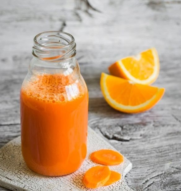 Smoothie με πορτοκάλι και καρότο για αποτοξίνωση