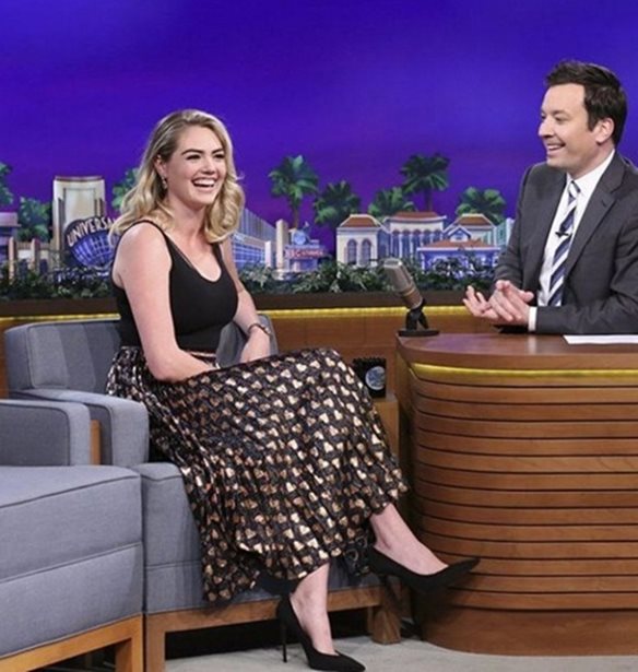 Kate Upton &#x2013; Jimmy Fallon: &#x3A0;&#x3BF;&#x3B9;&#x3BF;&#x3C2; &#x3B5;&#x3AF;&#x3BD;&#x3B1;&#x3B9; &#x3BA;&#x3B1;&#x3BB;&#x3CD;&#x3C4;&#x3B5;&#x3C1;&#x3BF;&#x3C2; &#x3C7;&#x3BF;&#x3C1;&#x3B5;&#x3C5;&#x3C4;&#x3AE;&#x3C2;;