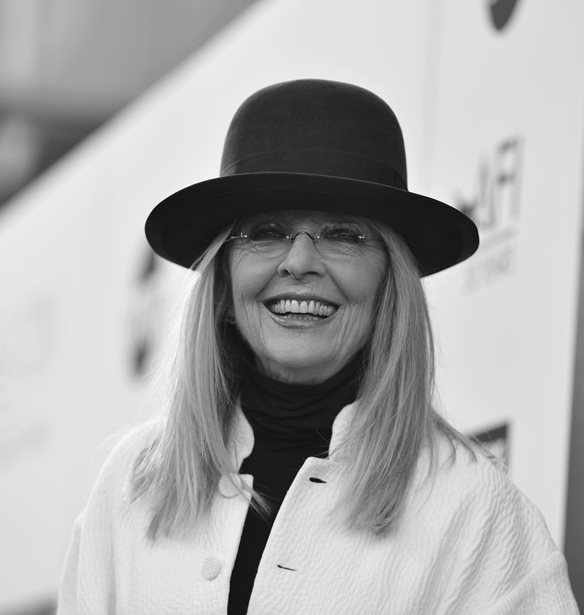 &#x397; Diane Keaton &#x3BA;&#x3B1;&#x3B9; &#x3BF;&#x3B9; &#x3C0;&#x3B9;&#x3BF; &#x3B5;&#x3BC;&#x3B2;&#x3BB;&#x3B7;&#x3BC;&#x3B1;&#x3C4;&#x3B9;&#x3BA;&#x3AD;&#x3C2; &#x3B5;&#x3BC;&#x3C6;&#x3B1;&#x3BD;&#x3AF;&#x3C3;&#x3B5;&#x3B9;&#x3C2; &#x3C4;&#x3B7;&#x3C2; &#x3C3;&#x3C4;&#x3BF; &#x3BA;&#x3CC;&#x3BA;&#x3BA;&#x3B9;&#x3BD;&#x3BF; &#x3C7;&#x3B1;&#x3BB;&#x3AF;