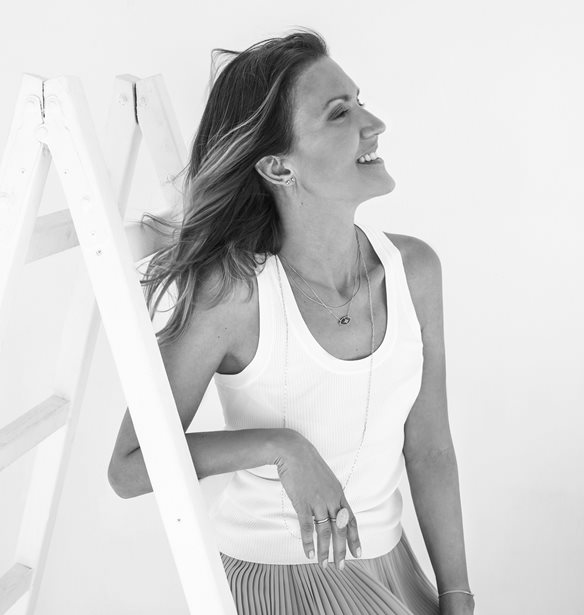 Danai Giannelli  | &quot;&#x388;&#x3BD;&#x3B1; &#x3BA;&#x3CC;&#x3C3;&#x3BC;&#x3B7;&#x3BC;&#x3B1; &#x3B5;&#x3AF;&#x3BD;&#x3B1;&#x3B9; &#x3C4;&#x3AD;&#x3BB;&#x3B5;&#x3B9;&#x3BF; &#x3CC;&#x3C4;&#x3B1;&#x3BD; &#x3B4;&#x3B7;&#x3BC;&#x3B9;&#x3BF;&#x3C5;&#x3C1;&#x3B3;&#x3B5;&#x3AF; &#x3C3;&#x3C5;&#x3BD;&#x3B1;&#x3B9;&#x3C3;&#x3B8;&#x3AE;&#x3BC;&#x3B1;&#x3C4;&#x3B1; &#x3BC;&#x3B5; &#x3C4;&#x3B7;&#x3BD; &#x3C0;&#x3C1;&#x3CE;&#x3C4;&#x3B7; &#x3BC;&#x3B1;&#x3C4;&#x3B9;&#x3AC;&quot;