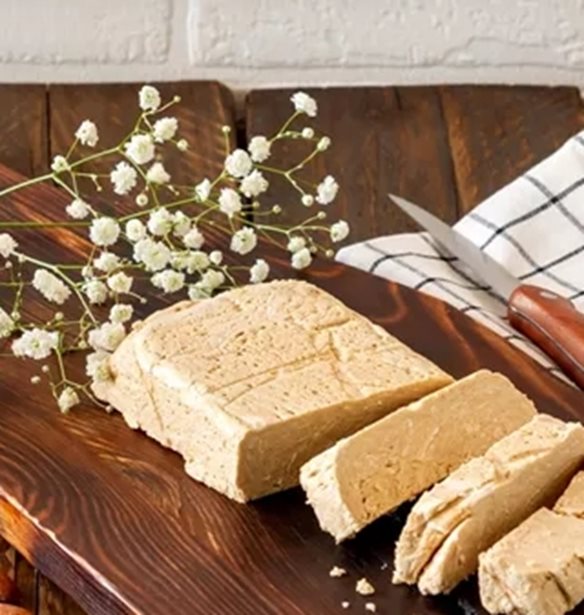 Χαλβάς με ταχίνι ή σιμιγδαλένιος | Ποιον να προτιμήσεις;