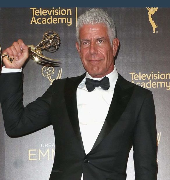 &#x397; &#x3B9;&#x3C3;&#x3C4;&#x3BF;&#x3C1;&#x3AF;&#x3B1; &#x3C0;&#x3AF;&#x3C3;&#x3C9; &#x3B1;&#x3C0;&#x3CC; &#x3C4;&#x3BF; Tom Ford &#x3C3;&#x3BC;&#x3CC;&#x3BA;&#x3B9;&#x3BD; &#x3C4;&#x3BF;&#x3C5; Anthony Bourdain