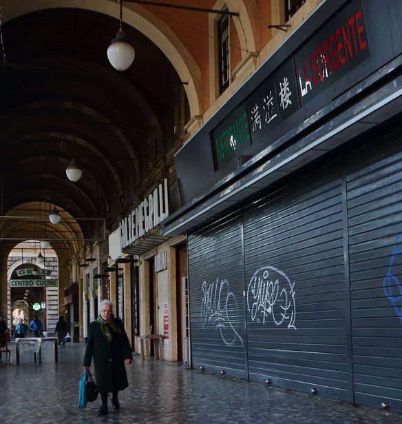 &#x39F;&#x3B9; &#x3B5;&#x3BD;&#x3C4;&#x3C5;&#x3C0;&#x3C9;&#x3C3;&#x3B9;&#x3B1;&#x3BA;&#x3AD;&#x3C2; &#x3C6;&#x3C9;&#x3C4;&#x3BF;&#x3B3;&#x3C1;&#x3B1;&#x3C6;&#x3AF;&#x3B5;&#x3C2; &#x3B1;&#x3C0;&#x3CC; &#x3C4;&#x3B7;&#x3BD; &#x3BA;&#x3B1;&#x3C1;&#x3B1;&#x3BD;&#x3C4;&#x3AF;&#x3BD;&#x3B1; &#x3C3;&#x3C4;&#x3B7;&#x3BD; &#x399;&#x3C4;&#x3B1;&#x3BB;&#x3AF;&#x3B1;