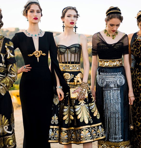 Οι Dolce &amp; Gabbana παρουσίασαν μια συλλογή ωδή στην Αρχαία Ελλάδα