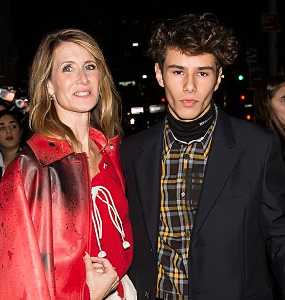 &#x39F; 16&#x3C7;&#x3C1;&#x3BF;&#x3BD;&#x3BF;&#x3C2; &#x3B3;&#x3B9;&#x3BF;&#x3C2; &#x3C4;&#x3B7;&#x3C2; Laura Dern &#x3B5;&#x3C4;&#x3BF;&#x3B9;&#x3BC;&#x3AC;&#x3B6;&#x3B5;&#x3C4;&#x3B1;&#x3B9; &#x3BD;&#x3B1; &#x3BA;&#x3AC;&#x3BD;&#x3B5;&#x3B9; &#x3C4;&#x3BF; &#x3BD;&#x3C4;&#x3B5;&#x3BC;&#x3C0;&#x3BF;&#x3CD;&#x3C4;&#x3BF; &#x3C4;&#x3BF;&#x3C5; &#x3C3;&#x3C4;&#x3BF; modeling