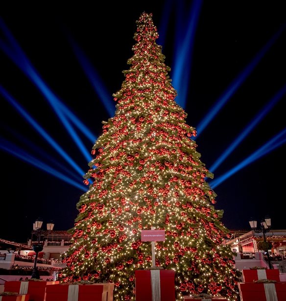Christmas Festival | &quot;&#x386;&#x3C1;&#x3C9;&#x3BC;&#x3B1;&quot; &#x3A7;&#x3C1;&#x3B9;&#x3C3;&#x3C4;&#x3BF;&#x3C5;&#x3B3;&#x3AD;&#x3BD;&#x3BD;&#x3C9;&#x3BD;&#x2026;  &#x3C3;&#x3C4;&#x3BF; &#x3B5;&#x3BA;&#x3C0;&#x3C4;&#x3C9;&#x3C4;&#x3B9;&#x3BA;&#x3CC; &#x3C7;&#x3C9;&#x3C1;&#x3B9;&#x3CC;&#xA0;McArthurGlen