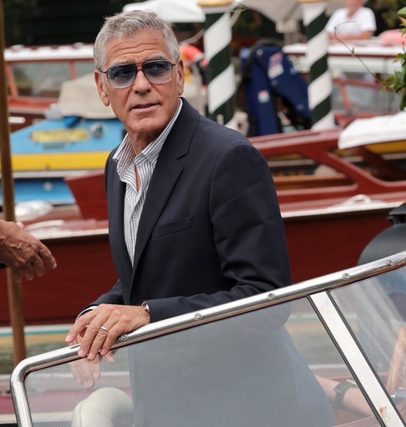 George Clooney | &#x393;&#x3B9;&#x3B1;&#x3C4;&#x3AF; &#x3B1;&#x3BA;&#x3CD;&#x3C1;&#x3C9;&#x3C3;&#x3B5; &#x3C4;&#x3B9;&#x3C2; &#x3B5;&#x3BC;&#x3C6;&#x3B1;&#x3BD;&#x3AF;&#x3C3;&#x3B5;&#x3B9;&#x3C2; &#x3C4;&#x3BF;&#x3C5; &#x3C3;&#x3C4;&#x3B7; &#x392;&#x3B5;&#x3BD;&#x3B5;&#x3C4;&#x3AF;&#x3B1;;