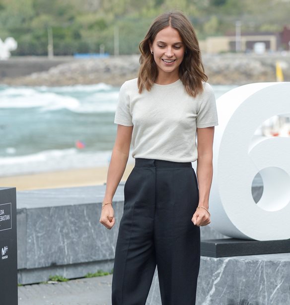 San Sebastian: &#x3A4;&#x3B1; &#x3C0;&#x3B9;&#x3BF; &#x3BE;&#x3B5;&#x3C7;&#x3C9;&#x3C1;&#x3B9;&#x3C3;&#x3C4;&#x3AC; outfits &#x3C4;&#x3BF;&#x3C5; &#x3C6;&#x3B5;&#x3C4;&#x3B9;&#x3BD;&#x3BF;&#x3CD; Film Festival