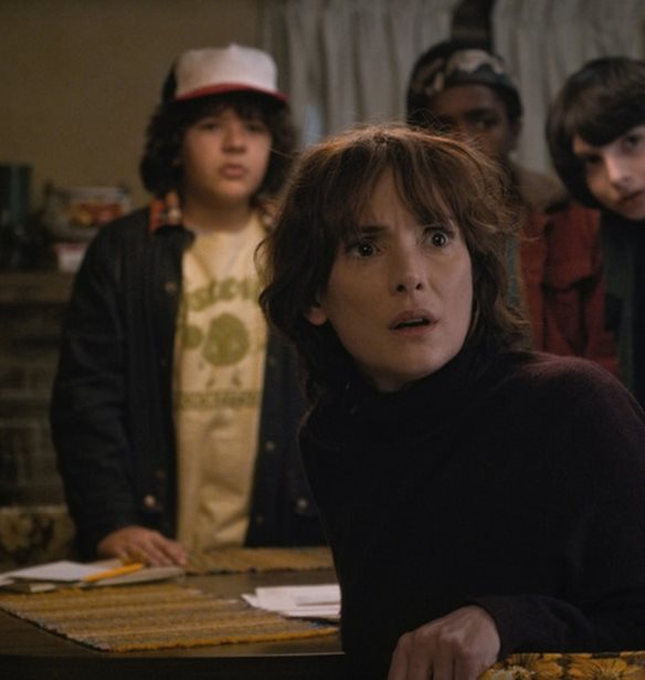 &#x393;&#x3B9;&#x3B1;&#x3C4;&#x3AF; &#x3B1;&#x3B3;&#x3B1;&#x3C0;&#x3AE;&#x3C3;&#x3B1;&#x3BC;&#x3B5; &#x3C4;&#x3CC;&#x3C3;&#x3BF; &#x3C4;&#x3BF; Stranger Things