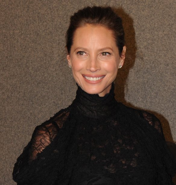 Christy Turlington | &#x39F;&#x3B9; &#x3C6;&#x3C9;&#x3C4;&#x3BF;&#x3B3;&#x3C1;&#x3B1;&#x3C6;&#x3AF;&#x3B5;&#x3C2; &#x3BC;&#x3B5; &#x3C4;&#x3BF;&#x3BD; &#x3C3;&#x3CD;&#x3B6;&#x3C5;&#x3B3;&#x3BF; &#x3BA;&#x3B1;&#x3B9; &#x3C4;&#x3B1; &#x3C0;&#x3B1;&#x3B9;&#x3B4;&#x3B9;&#x3AC; &#x3C4;&#x3B7;&#x3C2; &#x3C3;&#x3C4;&#x3B7;&#x3BD; &#x391;&#x3B8;&#x3B7;&#x3BD;&#x3B1;&#x3CA;&#x3BA;&#x3AE; &#x3A1;&#x3B9;&#x3B2;&#x3B9;&#x3AD;&#x3C1;&#x3B1;