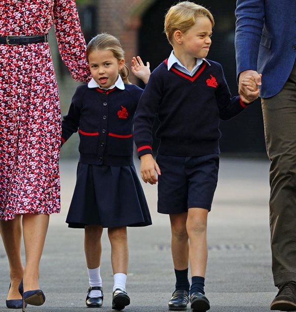 &#x39F; &#x3C0;&#x3C1;&#x3AF;&#x3B3;&#x3BA;&#x3B9;&#x3C0;&#x3B1;&#x3C2; George, &#x3B7; &#x3C0;&#x3C1;&#x3B9;&#x3B3;&#x3BA;&#x3AF;&#x3C0;&#x3B9;&#x3C3;&#x3C3;&#x3B1; Charlotte &#x3BA;&#x3B1;&#x3B9; &#x3BF; &#x3C0;&#x3C1;&#x3AF;&#x3B3;&#x3BA;&#x3B9;&#x3C0;&#x3B1;&#x3C2; Louis &#x3C3;&#x3B5; &#x3AD;&#x3BD;&#x3B1; &#x3C7;&#x3B1;&#x3C1;&#x3B9;&#x3C4;&#x3C9;&#x3BC;&#x3AD;&#x3BD;&#x3BF; &#x3B2;&#x3AF;&#x3BD;&#x3C4;&#x3B5;&#x3BF;