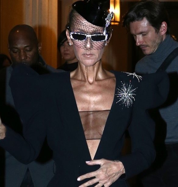 Celine Dion | To &#x3B9;&#x3C3;&#x3C7;&#x3C5;&#x3C1;&#x3CC; &#x3BC;&#x3AE;&#x3BD;&#x3C5;&#x3BC;&#x3B1; &#x3C4;&#x3B7;&#x3C2; &#x3C3;&#x3C4;&#x3BF; &#x3BD;&#x3AD;&#x3BF; videoclip &#x3C4;&#x3B7;&#x3C2;