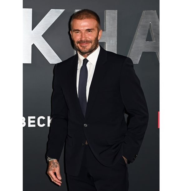 David Beckham | &#x3A0;&#x3BB;&#x3AD;&#x3BD;&#x3B5;&#x3B9; &#x3C4;&#x3B1; &#x3C0;&#x3B9;&#x3AC;&#x3C4;&#x3B1; &#x3BC;&#x3B5; &#x3C4;&#x3B7;&#x3BD; &#x3BC;&#x3B1;&#x3BC;&#x3AC; &#x3C4;&#x3BF;&#x3C5; &#x3BA;&#x3B1;&#x3B9; &#x3C4;&#x3BF; &#x3BC;&#x3BF;&#x3B9;&#x3C1;&#x3AC;&#x3B6;&#x3B5;&#x3C4;&#x3B1;&#x3B9; &#x3C3;&#x3C4;&#x3BF; Instagram