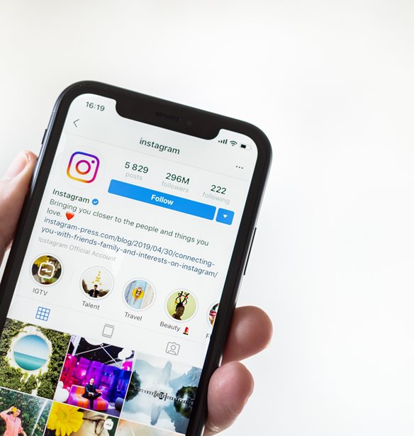 Unfollow &#x3C3;&#x3C4;&#x3BF; Instagram, &#x3B1;&#x3C0;&#x3BF;&#x3BA;&#x3AC;&#x3BB;&#x3C5;&#x3C8;&#x3B7; &#x3C4;&#x3CE;&#x3C1;&#x3B1;