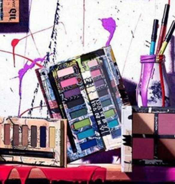 H Urban Decay &#x3BA;&#x3C5;&#x3BA;&#x3BB;&#x3BF;&#x3C6;&#x3BF;&#x3C1;&#x3B5;&#x3AF; &#x3BC;&#x3B9;&#x3B1; &#x3C3;&#x3B5;&#x3B9;&#x3C1;&#x3AC; &#x3BA;&#x3B1;&#x3BB;&#x3BB;&#x3C5;&#x3BD;&#x3C4;&#x3B9;&#x3BA;&#x3CE;&#x3BD; &#x3B1;&#x3C6;&#x3B9;&#x3B5;&#x3C1;&#x3C9;&#x3BC;&#x3AD;&#x3BD;&#x3B7; &#x3C3;&#x3C4;&#x3BF;&#x3BD; Jean-Michel Basquiat