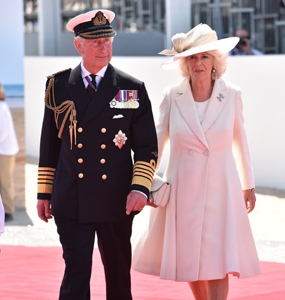 Camilla Bowles: &quot;&#x388;&#x3BD;&#x3B9;&#x3C9;&#x3B8;&#x3B1; &#x3C6;&#x3C5;&#x3BB;&#x3B1;&#x3BA;&#x3B9;&#x3C3;&#x3BC;&#x3AD;&#x3BD;&#x3B7; &#x3C3;&#x3C4;&#x3BF; &#x3AF;&#x3B4;&#x3B9;&#x3BF; &#x3BC;&#x3BF;&#x3C5; &#x3C4;&#x3BF; &#x3C3;&#x3C0;&#x3AF;&#x3C4;&#x3B9;&quot;
