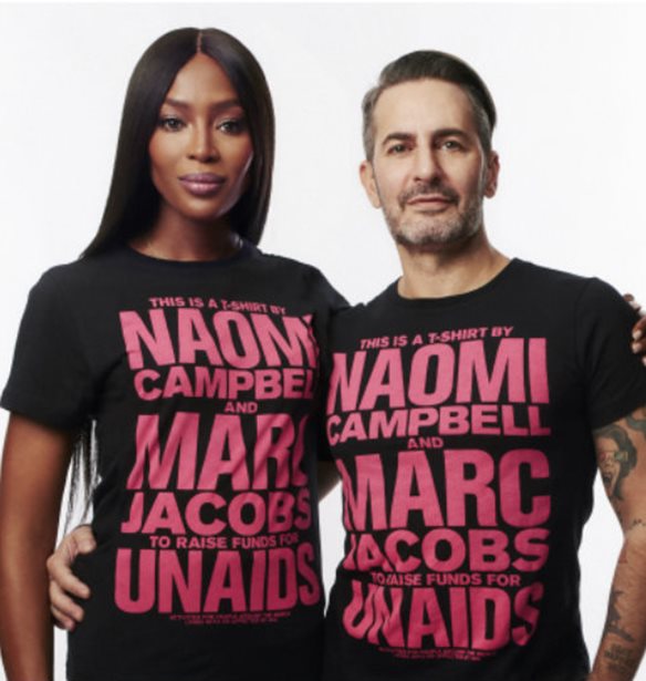 &#x39F; Marc Jacobs &#x3BA;&#x3B1;&#x3B9; &#x3B7; Naomi Campbell &#x3C3;&#x3C7;&#x3B5;&#x3B4;&#x3AF;&#x3B1;&#x3C3;&#x3B1;&#x3BD; &#x3AD;&#x3BD;&#x3B1; t-shirt &#x3B3;&#x3B9;&#x3B1; &#x3C4;&#x3B7;&#x3BD; &#x3A0;&#x3B1;&#x3B3;&#x3BA;&#x3CC;&#x3C3;&#x3BC;&#x3B9;&#x3B1; &#x397;&#x3BC;&#x3AD;&#x3C1;&#x3B1; &#x3BA;&#x3B1;&#x3C4;&#x3AC; &#x3C4;&#x3BF;&#x3C5; AIDS