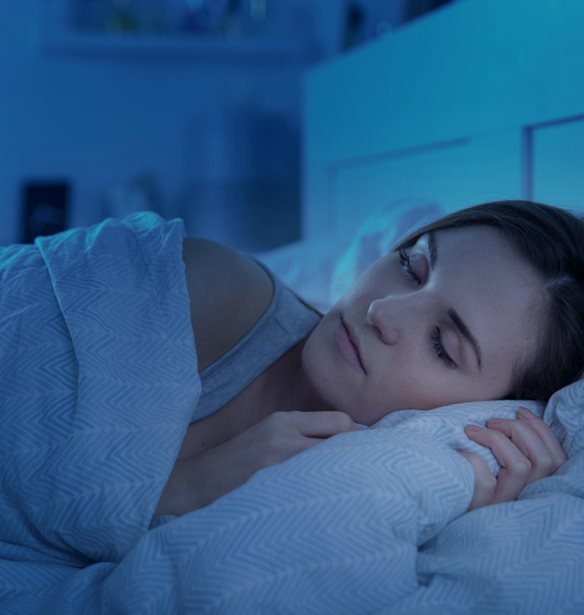 Γιατί είναι καλύτερο να κοιμάσαι σε ένα δροσερό δωμάτιο;