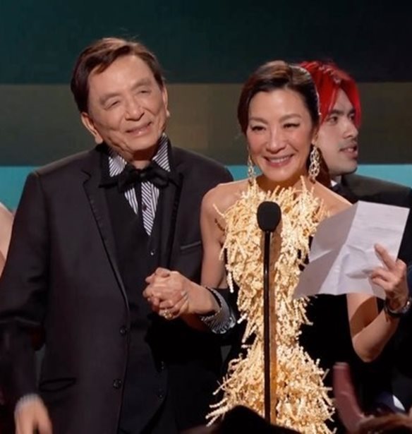 SAG Awards 2023 | &#x397; &#x3BB;&#x3AF;&#x3C3;&#x3C4;&#x3B1; &#x3BC;&#x3B5; &#x3C4;&#x3BF;&#x3C5;&#x3C2; &#x3BD;&#x3B9;&#x3BA;&#x3B7;&#x3C4;&#x3AD;&#x3C2;