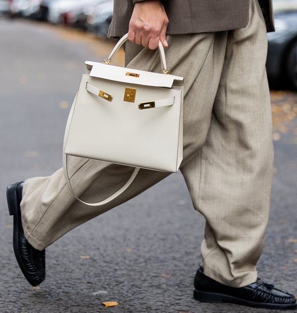 &#x391;&#x3C5;&#x3C4;&#x3AC; &#x3B5;&#x3AF;&#x3BD;&#x3B1;&#x3B9; &#x3C4;&#x3B1; loafers &#x3B1;&#x3C0;&#x3CC; &#x3C4;&#x3B7; Zara &#x3C0;&#x3BF;&#x3C5; &#x3C4;&#x3B1;&#x3B9;&#x3C1;&#x3B9;&#x3AC;&#x3B6;&#x3BF;&#x3C5;&#x3BD; &#x3BC;&#x3B5; &#x3CC;&#x3BB;&#x3B1; &#x3C3;&#x3BF;&#x3C5; &#x3C4;&#x3B1; &#x3C1;&#x3BF;&#x3CD;&#x3C7;&#x3B1;