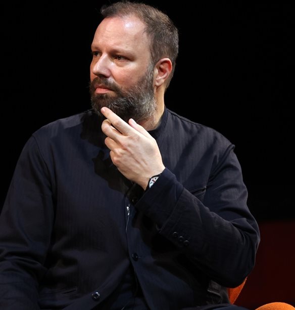 Yorgos Lanthimos: Photographs | &#x397; &#x3C0;&#x3C1;&#x3CE;&#x3C4;&#x3B7; &#x3AD;&#x3BA;&#x3B8;&#x3B5;&#x3C3;&#x3B7; &#x3C6;&#x3C9;&#x3C4;&#x3BF;&#x3B3;&#x3C1;&#x3B1;&#x3C6;&#x3AF;&#x3B1;&#x3C2; &#x3C4;&#x3BF;&#x3C5; &#x393;&#x3B9;&#x3CE;&#x3C1;&#x3B3;&#x3BF;&#x3C5; &#x39B;&#x3AC;&#x3BD;&#x3B8;&#x3B9;&#x3BC;&#x3BF;&#x3C5;