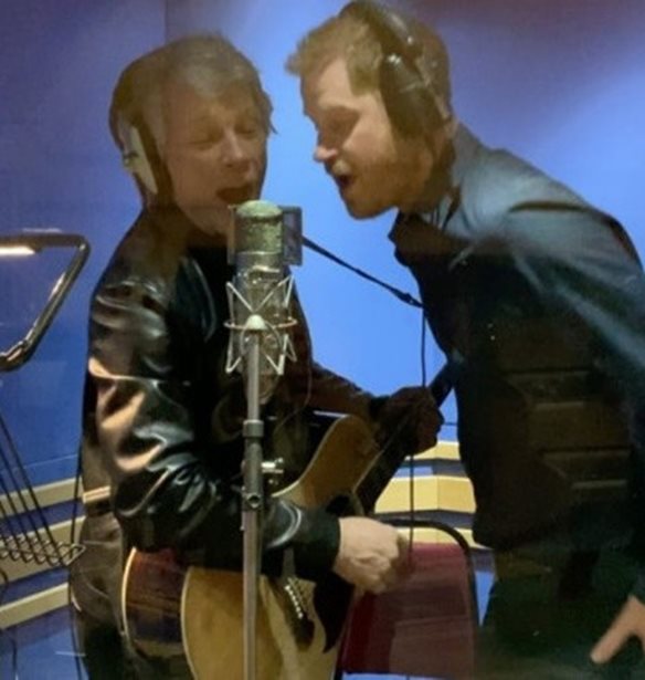 &#x391;&#x3C5;&#x3C4;&#x3CC; &#x3B5;&#x3AF;&#x3BD;&#x3B1;&#x3B9; &#x3C4;&#x3BF; &#x3C4;&#x3C1;&#x3B1;&#x3B3;&#x3BF;&#x3CD;&#x3B4;&#x3B9; &#x3C4;&#x3BF;&#x3C5; &#x3C0;&#x3C1;&#x3AF;&#x3B3;&#x3BA;&#x3B9;&#x3C0;&#x3B1; Harry &#x3BC;&#x3B5; &#x3C4;&#x3BF;&#x3BD; Jon Bon Jovi