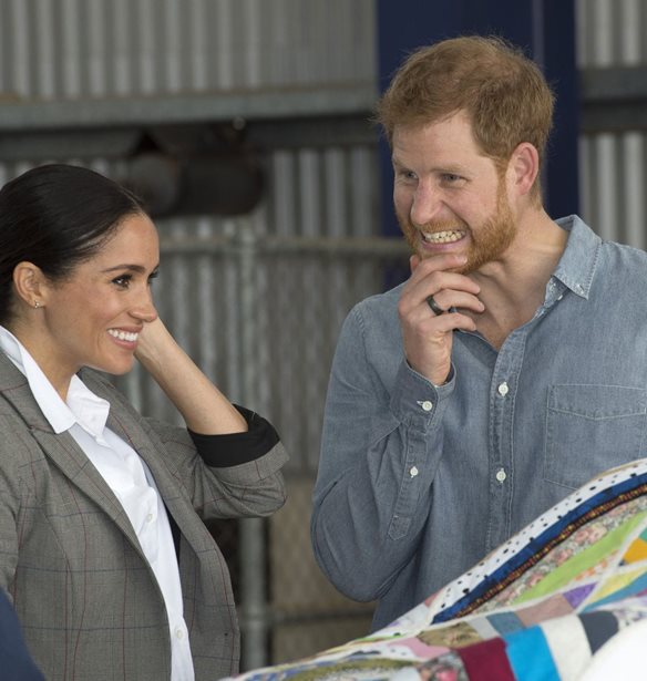 &#x397; Meghan Markle &#x3BC;&#x3CC;&#x3BB;&#x3B9;&#x3C2; &#x3B4;&#x3B7;&#x3BC;&#x3B9;&#x3BF;&#x3CD;&#x3C1;&#x3B3;&#x3B7;&#x3C3;&#x3B5; &#x3AD;&#x3BD;&#x3B1; &#x3BD;&#x3AD;&#x3BF; &#x3C7;&#x3C4;&#x3AD;&#x3BD;&#x3B9;&#x3C3;&#x3BC;&#x3B1;: &#x3C4;&#x3B7;&#x3BD; Royal Ponytail!