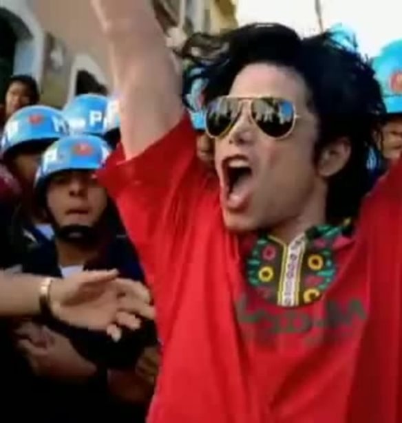 Michael Jackson | &#x3A4;&#x3BF; &#x3C4;&#x3B5;&#x3C1;&#x3AC;&#x3C3;&#x3C4;&#x3B9;&#x3BF; &#x3C7;&#x3C1;&#x3AD;&#x3BF;&#x3C2; &#x3C0;&#x3BF;&#x3C5; &#x3AC;&#x3C6;&#x3B7;&#x3C3;&#x3B5; &#x3C0;&#x3AF;&#x3C3;&#x3C9; &#x3C4;&#x3BF;&#x3C5;