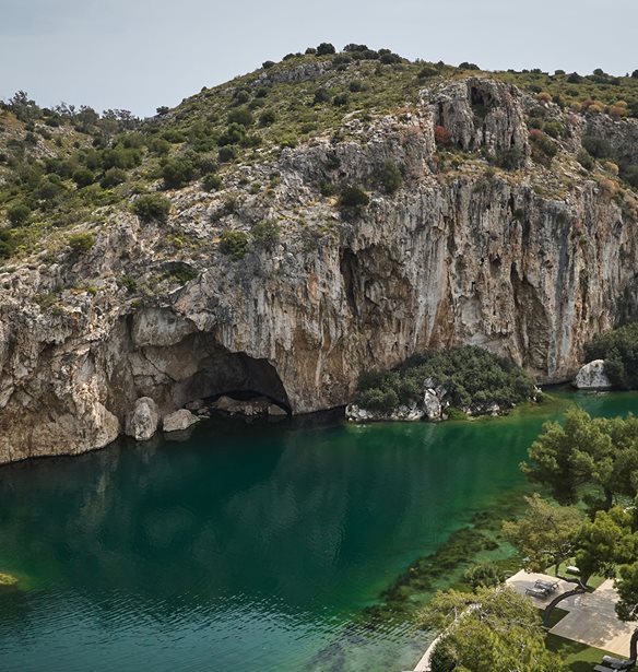 The hidden gem of Athens | &#x3A1;&#x3B1;&#x3BD;&#x3C4;&#x3B5;&#x3B2;&#x3BF;&#x3CD; &#x3C3;&#x3C4;&#x3B7; &#x39B;&#x3AF;&#x3BC;&#x3BD;&#x3B7; &#x392;&#x3BF;&#x3C5;&#x3BB;&#x3B9;&#x3B1;&#x3B3;&#x3BC;&#x3AD;&#x3BD;&#x3B7;