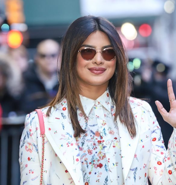 7 &#x3B5;&#x3BC;&#x3C6;&#x3B1;&#x3BD;&#x3AF;&#x3C3;&#x3B5;&#x3B9;&#x3C2; &#x3BC;&#x3B5; &#x3C4;&#x3B6;&#x3B9;&#x3BD; &#x3C0;&#x3B1;&#x3BD;&#x3C4;&#x3B5;&#x3BB;&#x3CC;&#x3BD;&#x3B9; &#x3B1;&#x3C0;&#x3CC; &#x3C4;&#x3B7;&#x3BD; Priyanka Chopra &#x3B3;&#x3B9;&#x3B1; &#x3AD;&#x3BC;&#x3C0;&#x3BD;&#x3B5;&#x3C5;&#x3C3;&#x3B7;