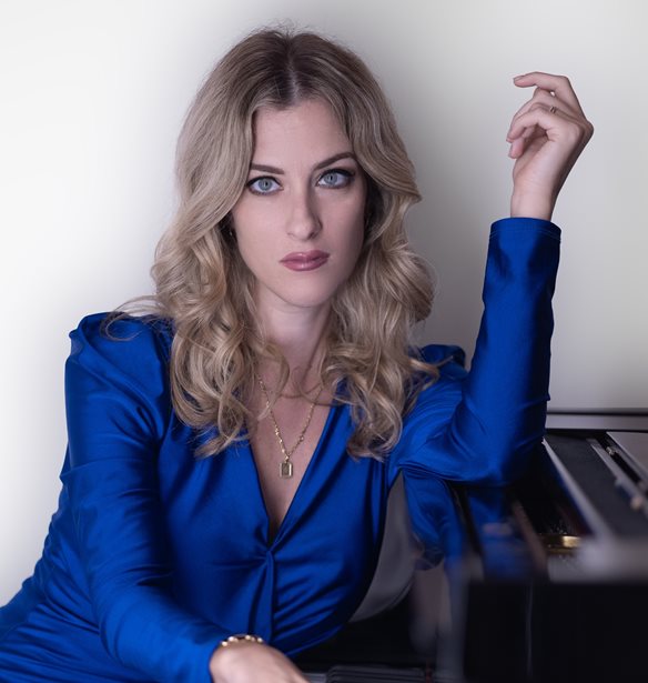 &#x3A3;&#x3C5;&#x3BD;&#x3AD;&#x3BD;&#x3C4;&#x3B5;&#x3C5;&#x3BE;&#x3B7; | &#x397; Francesca Tandoi &#x3AD;&#x3BA;&#x3B1;&#x3BD;&#x3B5; &#x3C0;&#x3C1;&#x3B1;&#x3B3;&#x3BC;&#x3B1;&#x3C4;&#x3B9;&#x3BA;&#x3CC;&#x3C4;&#x3B7;&#x3C4;&#x3B1; &#x3C4;&#x3BF; &#x3CC;&#x3BD;&#x3B5;&#x3B9;&#x3C1;&#x3BF; &#x3BA;&#x3AC;&#x3B8;&#x3B5; &#x3C4;&#x3B6;&#x3B1;&#x3B6;&#x3AF;&#x3C3;&#x3C4;&#x3B1;
