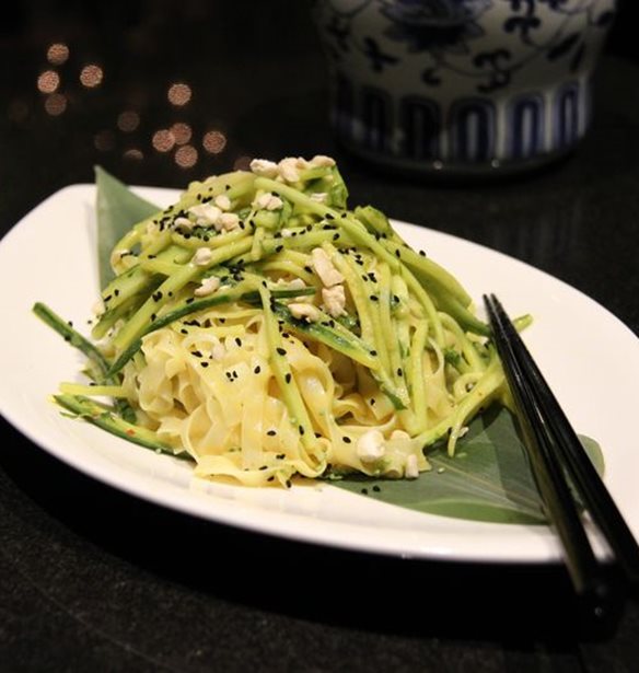 Common Secret: &#x3A4;&#x3BF; &#x3C0;&#x3B9;&#x3BF; &#x3B3;&#x3B5;&#x3C5;&#x3C3;&#x3C4;&#x3B9;&#x3BA;&#x3CC; &#x3BC;&#x3C5;&#x3C3;&#x3C4;&#x3B9;&#x3BA;&#x3CC; &#x3C0;&#x3BF;&#x3C5; &#x3B8;&#x3AD;&#x3BB;&#x3B5;&#x3B9;&#x3C2; &#x3BD;&#x3B1; &#x3B1;&#x3BD;&#x3B1;&#x3BA;&#x3B1;&#x3BB;&#x3CD;&#x3C8;&#x3B5;&#x3B9;&#x3C2;