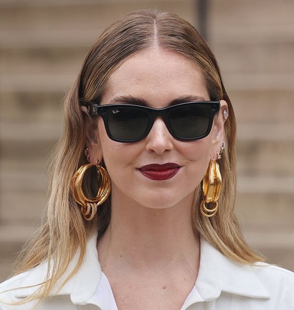 Chiara Ferragni | &#x397; &#x3C0;&#x3C1;&#x3CE;&#x3C4;&#x3B7; &#x3C6;&#x3C9;&#x3C4;&#x3BF;&#x3B3;&#x3C1;&#x3B1;&#x3C6;&#x3AF;&#x3B1; &#x3BC;&#x3B5; &#x3C4;&#x3BF;&#x3BD; &#x3BD;&#x3AD;&#x3BF; &#x3C4;&#x3B7;&#x3C2; &#x3C3;&#x3CD;&#x3BD;&#x3C4;&#x3C1;&#x3BF;&#x3C6;&#x3BF; - &#x3A0;&#x3BF;&#x3B9;&#x3BF;&#x3C2; &#x3B5;&#x3AF;&#x3BD;&#x3B1;&#x3B9; &#x3BF; &#x3B3;&#x3CC;&#x3BD;&#x3BF;&#x3C2; &#x3B9;&#x3C3;&#x3C7;&#x3C5;&#x3C1;&#x3CE;&#x3BD; &#x3BF;&#x3B9;&#x3BA;&#x3BF;&#x3B3;&#x3B5;&#x3BD;&#x3B5;&#x3B9;&#x3CE;&#x3BD; &#x3C0;&#x3BF;&#x3C5; &#x3C4;&#x3B7;&#x3C2; &quot;&#x3AD;&#x3BA;&#x3BB;&#x3B5;&#x3C8;&#x3B5;&quot; &#x3C4;&#x3B7;&#x3BD; &#x3BA;&#x3B1;&#x3C1;&#x3B4;&#x3B9;&#x3AC;