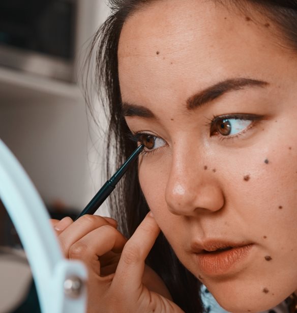 Hooded Eyes | &#x3A4;&#x3C1;&#x3AF;&#x3B1; &#x3BB;&#x3AC;&#x3B8;&#x3B7; &#x3B3;&#x3B9;&#x3B1; &#x3BD;&#x3B1; &#x3B1;&#x3C0;&#x3BF;&#x3C6;&#x3CD;&#x3B3;&#x3B5;&#x3B9;&#x3C2; &#x3C3;&#x3C4;&#x3BF; &#x3BC;&#x3B1;&#x3BA;&#x3B9;&#x3B3;&#x3B9;&#x3AC;&#x3B6; &#x3CC;&#x3C4;&#x3B1;&#x3BD; &#x3AD;&#x3C7;&#x3B5;&#x3B9;&#x3C2; &#x3BA;&#x3BF;&#x3C5;&#x3BA;&#x3BF;&#x3C5;&#x3BB;&#x3C9;&#x3C4;&#x3AC; &#x3BC;&#x3AC;&#x3C4;&#x3B9;&#x3B1;