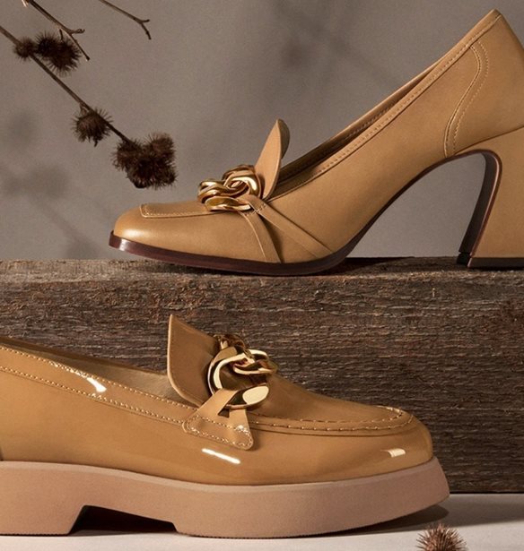 &#x3A4;&#x3B1; loafers &#x3C0;&#x3BF;&#x3C5; &#x3BA;&#x3AC;&#x3B8;&#x3B5; &#x3BA;&#x3BF;&#x3BC;&#x3C8;&#x3AE; &#x3B3;&#x3C5;&#x3BD;&#x3B1;&#x3AF;&#x3BA;&#x3B1; &#x3C7;&#x3C1;&#x3B5;&#x3B9;&#x3AC;&#x3B6;&#x3B5;&#x3C4;&#x3B1;&#x3B9; &#x3BD;&#x3B1; &#x3AD;&#x3C7;&#x3B5;&#x3B9; &#x3C3;&#x3C4;&#x3B7; &#x3C3;&#x3C5;&#x3BB;&#x3BB;&#x3BF;&#x3B3;&#x3AE; &#x3C4;&#x3B7;&#x3C2; &#x3C6;&#x3AD;&#x3C4;&#x3BF;&#x3C2; &#x3C4;&#x3BF;&#x3BD; &#x3C7;&#x3B5;&#x3B9;&#x3BC;&#x3CE;&#x3BD;&#x3B1;