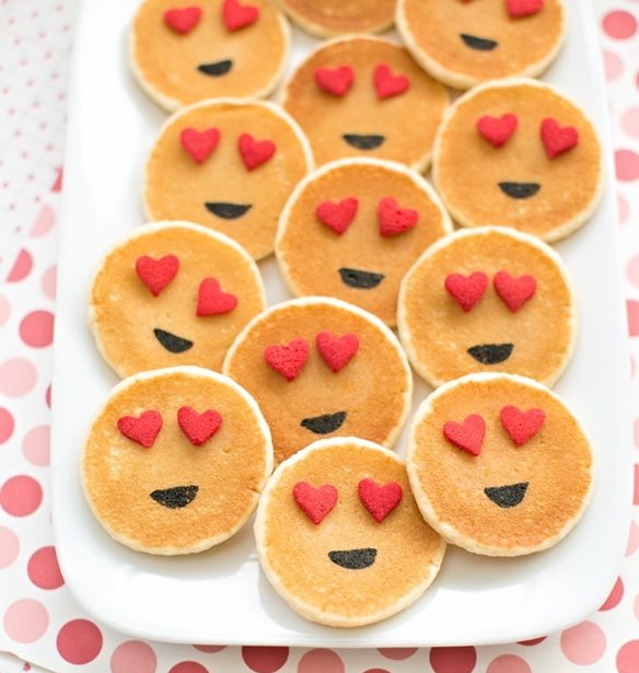 Emoji pancakes: &#x397; &#x3C3;&#x3C5;&#x3BD;&#x3C4;&#x3B1;&#x3B3;&#x3AE; &#x3B3;&#x3B9;&#x3B1; &#x3C4;&#x3B9;&#x3C2; &#x3C0;&#x3B9;&#x3BF; &#x3BB;&#x3B1;&#x3C7;&#x3C4;&#x3B1;&#x3C1;&#x3B9;&#x3C3;&#x3C4;&#x3AD;&#x3C2; &#x3C4;&#x3B7;&#x3B3;&#x3B1;&#x3BD;&#x3AF;&#x3C4;&#x3B5;&#x3C2;