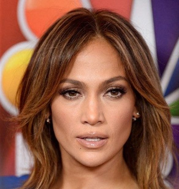 Jennifer Lopez | &#x3A0;&#x3BF;&#x3B9;&#x3BF; &#x3B5;&#x3AF;&#x3BD;&#x3B1;&#x3B9; &#x3C4;&#x3BF; &#x3BC;&#x3C5;&#x3C3;&#x3C4;&#x3B9;&#x3BA;&#x3CC; &#x3C4;&#x3B7;&#x3C2; &#x3B3;&#x3B9;&#x3B1; &#x3B1;&#x3C8;&#x3B5;&#x3B3;&#x3AC;&#x3B4;&#x3B9;&#x3B1;&#x3C3;&#x3C4;&#x3B1; &#x3BB;&#x3B1;&#x3BC;&#x3C0;&#x3B5;&#x3C1;&#x3AE; &#x3B5;&#x3C0;&#x3B9;&#x3B4;&#x3B5;&#x3C1;&#x3BC;&#x3AF;&#x3B4;&#x3B1;;