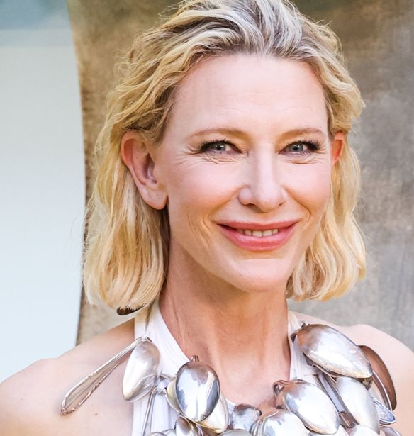 Cate Blanchett | &#x393;&#x3B9;&#x3B1;&#x3C4;&#x3AF; &#x3BF; &#x3C0;&#x3C1;&#x3AF;&#x3B3;&#x3BA;&#x3B9;&#x3C0;&#x3B1;&#x3C2; &#x3A6;&#x3AF;&#x3BB;&#x3B9;&#x3C0;&#x3C0;&#x3BF;&#x3C2; &#x3C4;&#x3B7;&#x3C2; &#x3B5;&#x3AF;&#x3C7;&#x3B5; &#x3B6;&#x3B7;&#x3C4;&#x3AE;&#x3C3;&#x3B5;&#x3B9; &#x3BD;&#x3B1; &#x3C4;&#x3BF;&#x3C5; &#x3C6;&#x3C4;&#x3B9;&#x3AC;&#x3BE;&#x3B5;&#x3B9; &#x3C4;&#x3BF; DVD player