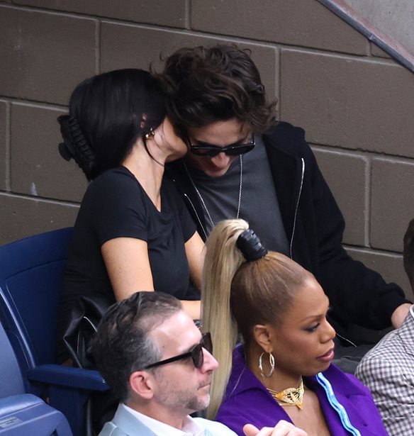 Kylie Jenner - Timothee Chalamet | &#x39A;&#x3AC;&#x3BD;&#x3BF;&#x3C5;&#x3BD; &#x3C4;&#x3B7; &#x3BC;&#x3AF;&#x3B1; &#x3B4;&#x3B7;&#x3BC;&#x3CC;&#x3C3;&#x3B9;&#x3B1; &#x3B5;&#x3BC;&#x3C6;&#x3AC;&#x3BD;&#x3B9;&#x3C3;&#x3B7; &#x3BC;&#x3B5;&#x3C4;&#x3AC; &#x3C4;&#x3B7;&#x3BD; &#x3AC;&#x3BB;&#x3BB;&#x3B7;