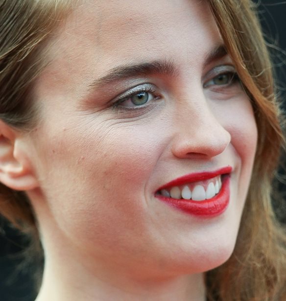 Adele Haenel | &#x397; &#x393;&#x3B1;&#x3BB;&#x3BB;&#x3AF;&#x3B4;&#x3B1; &#x3B7;&#x3B8;&#x3BF;&#x3C0;&#x3BF;&#x3B9;&#x3CC;&#x3C2; &#x3BA;&#x3B1;&#x3C4;&#x3B1;&#x3B3;&#x3B3;&#x3AD;&#x3BB;&#x3BB;&#x3B5;&#x3B9; &#x3B3;&#x3BD;&#x3C9;&#x3C3;&#x3C4;&#x3CC; &#x3C3;&#x3BA;&#x3B7;&#x3BD;&#x3BF;&#x3B8;&#x3AD;&#x3C4;&#x3B7; &#x3B3;&#x3B9;&#x3B1; &#x3C3;&#x3B5;&#x3BE;&#x3BF;&#x3C5;&#x3B1;&#x3BB;&#x3B9;&#x3BA;&#x3AE; &#x3C0;&#x3B1;&#x3C1;&#x3B5;&#x3BD;&#x3CC;&#x3C7;&#x3BB;&#x3B7;&#x3C3;&#x3B7;