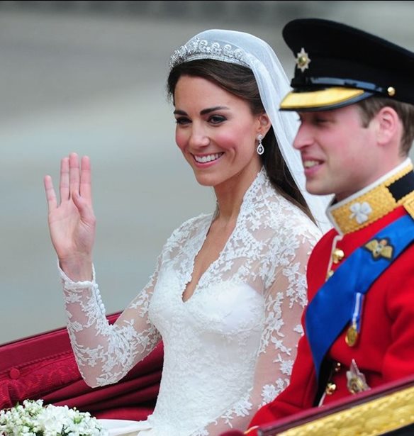 Kate Middleton: &#x397; &#x3B1;&#x3C0;&#x3B1;&#x3AF;&#x3C4;&#x3B7;&#x3C3;&#x3B7; &#x3C4;&#x3BF;&#x3C5; &#x3C0;&#x3B1;&#x3BB;&#x3B1;&#x3C4;&#x3B9;&#x3BF;&#x3CD; &#x3C0;&#x3BF;&#x3C5; &#x3B1;&#x3B3;&#x3BD;&#x3CC;&#x3B7;&#x3C3;&#x3B5; &#x3C4;&#x3B7;&#x3BD; &#x3B7;&#x3BC;&#x3AD;&#x3C1;&#x3B1; &#x3C4;&#x3BF;&#x3C5; &#x3B3;&#x3AC;&#x3BC;&#x3BF;&#x3C5; &#x3C4;&#x3B7;&#x3C2;